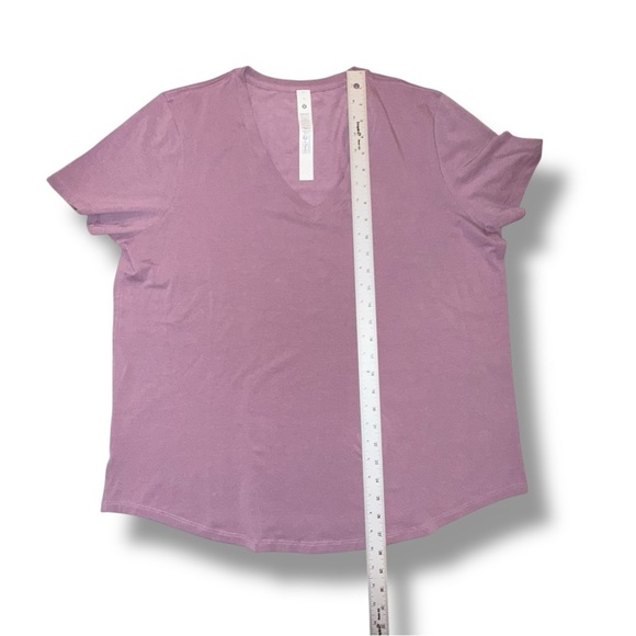 NWT LULULEMON Love V-Neck - Size 14 Lavender Lux - Picture 11 of 13